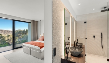 Resa Estates luxury vila Can Furnet modern Villa moderna bed and bath.jpg